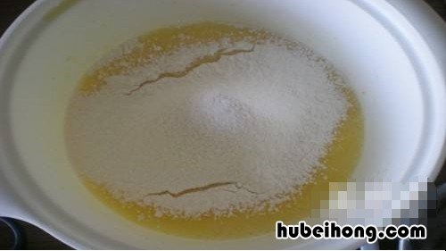 草莓蛋糕的做法家庭做法视频 草莓酱的家庭制作方法