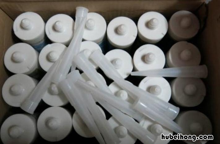 玻璃胶可以粘东西吗怎么粘 玻璃胶可以粘东西吗视频