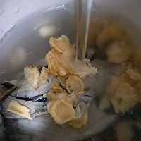 花旗参煲乌鸡汤的做法 花旗参炖乌鸡汤有什么功效