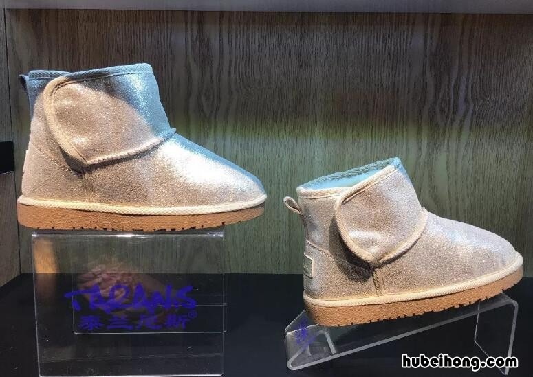 雪地靴穿着禁忌是什么 雪地靴穿啥裤子