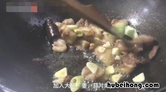 茶树菇炖瘦肉有什么功效 茶树菇煲瘦肉
