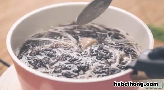 虾滑汤怎么做才最好吃 虾滑10种最佳吃法,铁板虾滑怎么做好吃