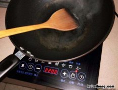 电磁炉不加热的原因及解决方法图解视频 电磁炉不加热的原因及解决方法图解大全