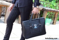 男士如何选择公文包颜色呢 男士如何选择公文包颜色搭配