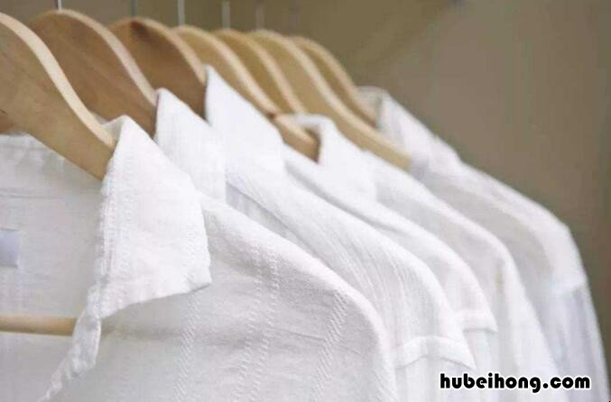 白衣服发黄怎么洗可以变白视频 白衣服发黄怎么洗可以变白84
