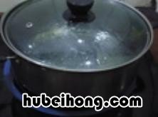 豌豆粉怎么做凉粉 豌豆粉怎么做凉粉劲道视频教学