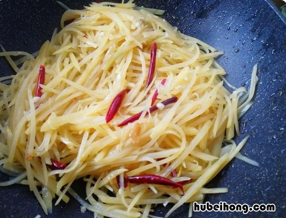 酸辣土豆丝的家常做法是什么 酸辣土豆丝的具体做法