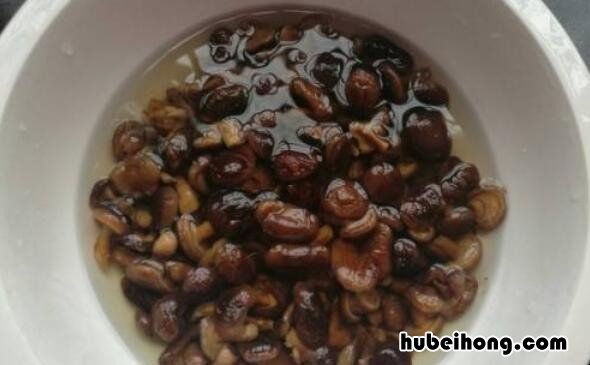 香菇炖老鸭的步骤是什么 香菇煲老鸭汤的做法