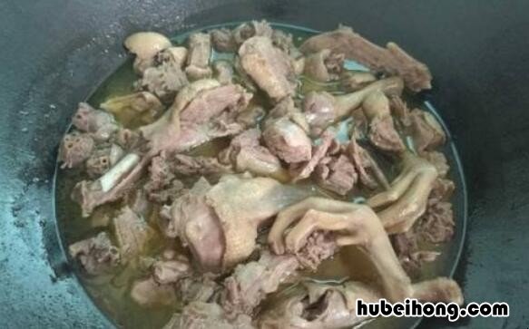 香菇炖老鸭的步骤是什么 香菇煲老鸭汤的做法