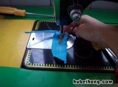 缝纫机缝纫布起皱 缝纫机缝出的布皱起来怎么调视频