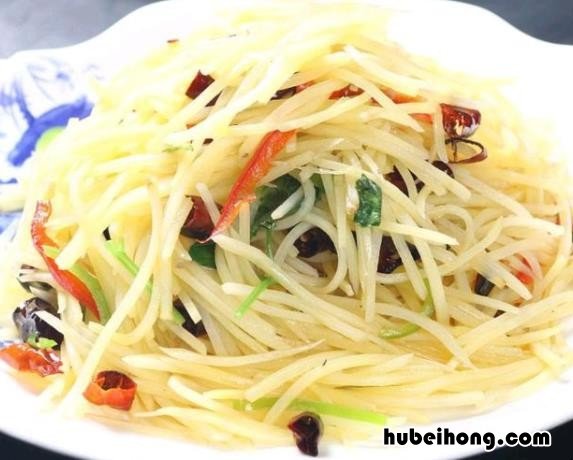 青椒土豆丝需要焯水吗 青椒土豆丝一定要焯水吗