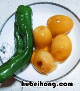 青椒皮蛋的做法是什么 青椒皮蛋教程