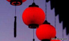 什么的灯笼如何填空 什么的灯笼填上合适的词语