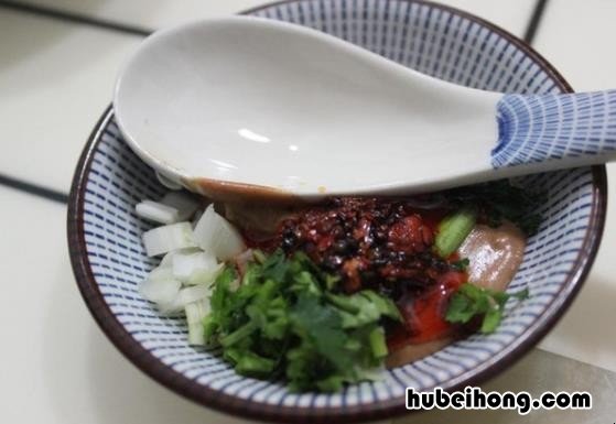 鸡火锅的做法有哪些 鸡火锅的家常做法简单做法