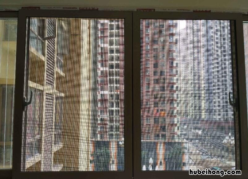 纱窗去油渍怎么去掉 纱窗上油渍怎么去除