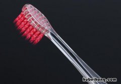 牙刷的非常规用途包括 牙刷的主要作用