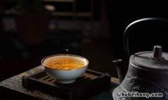 茶杯里的茶垢怎么去除 茶杯中的茶垢怎么去除