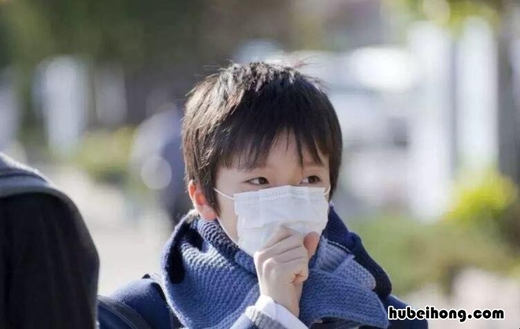佩戴口罩的注意事项有哪些 正确佩戴口罩的图片