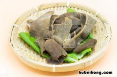 黑毛肚和白毛肚有什么区别 黑色的毛肚和白色的毛肚