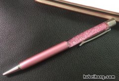衣服上圆珠笔油怎么去除 衣服上的圆珠笔油怎么去