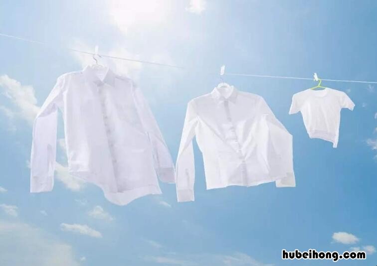 衣服的黄色汗渍怎么洗 衣服上的黄汗渍怎样才能去掉