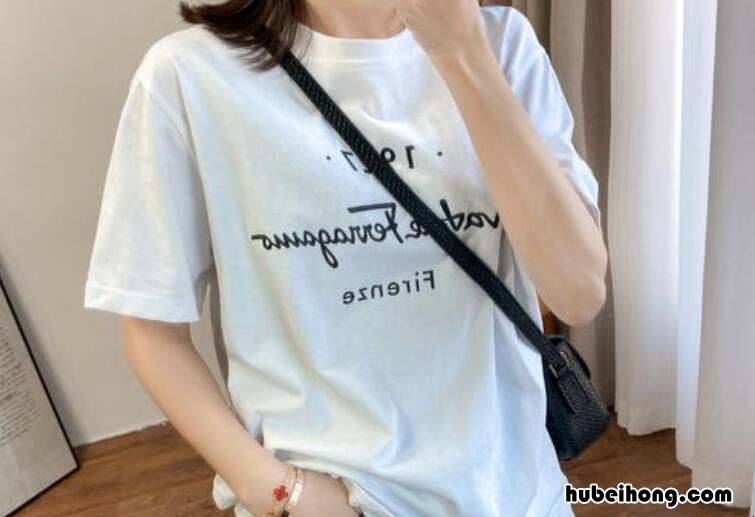 在海底捞衣服脏了怎么处理 在海底捞衣服脏了怎么洗