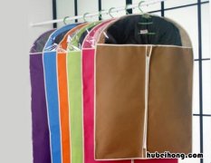 衣服防尘罩哪种材质好些 衣服防尘罩哪种材质好用
