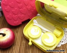 一个美瞳盒能放两个美瞳吗 一副美瞳盒可以装两幅美瞳吗