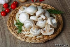 蘑菇放冰箱里时间长了还可以吃吗会坏吗 蘑菇放冰箱久了