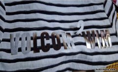 衣服字母脱胶了怎么办小妙招 衣服字母脱胶了用什么胶水