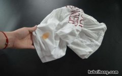 衣服有精油印怎么洗掉 衣服有精油印怎么洗掉小妙招