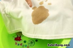衣服染上油污怎么办 衣服染到油怎么洗掉