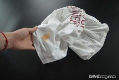 衣服上的旧油渍怎么去除 衣服上的油渍怎么去除小窍门简单