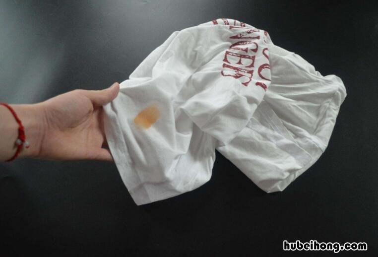 衣服上的旧油渍怎么去除 衣服上的油渍怎么去除小窍门简单