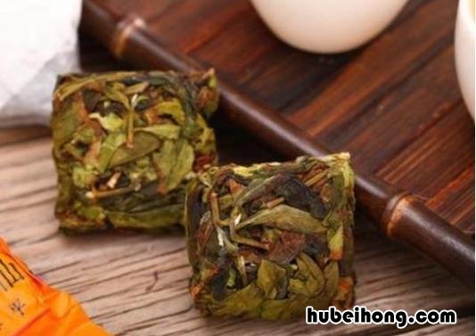 红茶和绿茶哪个好? 红茶和绿茶哪个好的功效与作用