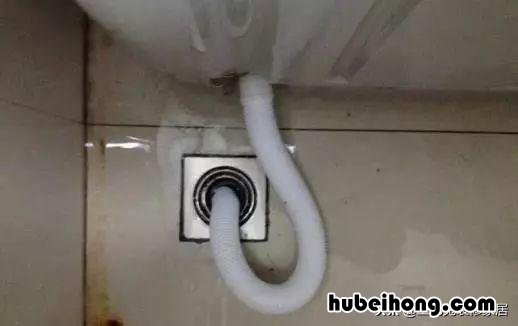 洗衣机排水管插地漏里怎么防臭 洗衣机排水管直接插地漏 发臭异味