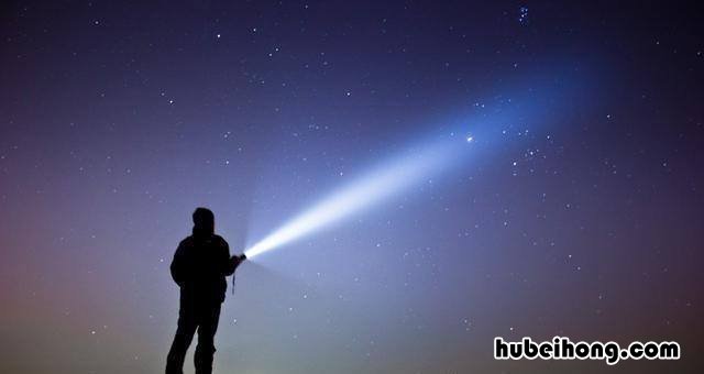 天空为什么是蓝色的 百度知道 你知道天空为什么是蓝色的吗?