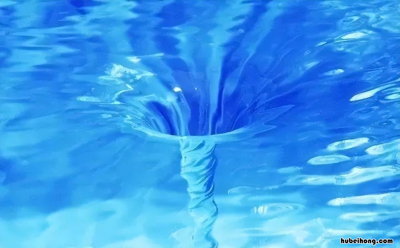 地球自转使地球上有了什么 地球自转对体重的影响