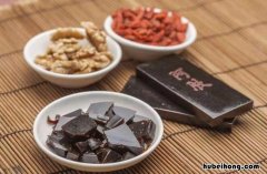 阿胶的真假如何辨别视频讲解 阿胶的真假如何辨别视频教程