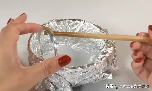 银子用牙膏清洗会变黑吗 银子用牙膏清洗会变色吗