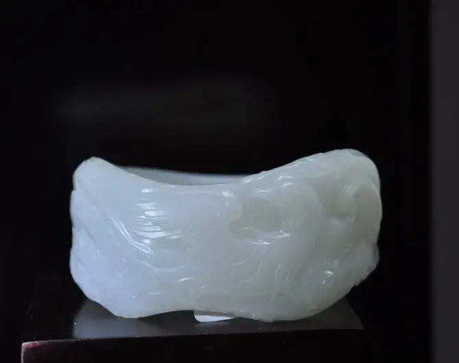 羊脂玉鉴别小办法 羊脂玉的鉴定方法