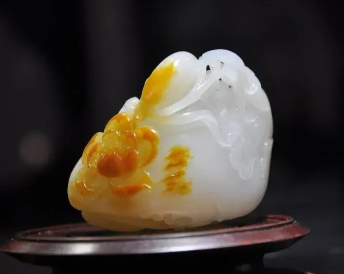 羊脂玉鉴别小办法 羊脂玉的鉴定方法