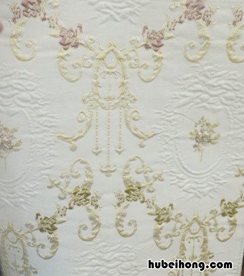 墙布和墙纸哪个更好 更耐用些 墙布和墙纸哪个更好 更耐用一些