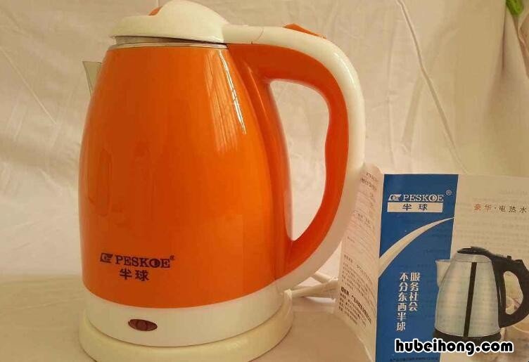 不锈钢热水壶里面的沉淀怎么清理 不锈钢水壶里的黑色物质怎么清理