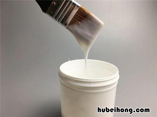 乳胶漆里加水吗 乳胶漆怎么加水,用另一只桶倒出再加吗?