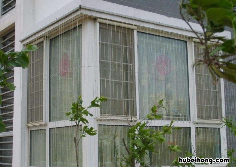 制成纱窗的材质有哪些 纱窗是什么?