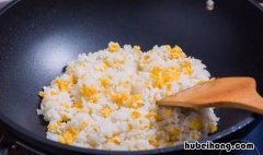 剩饭发霉长毛锅怎么清洗 饭在锅里发霉了,锅还能用吗