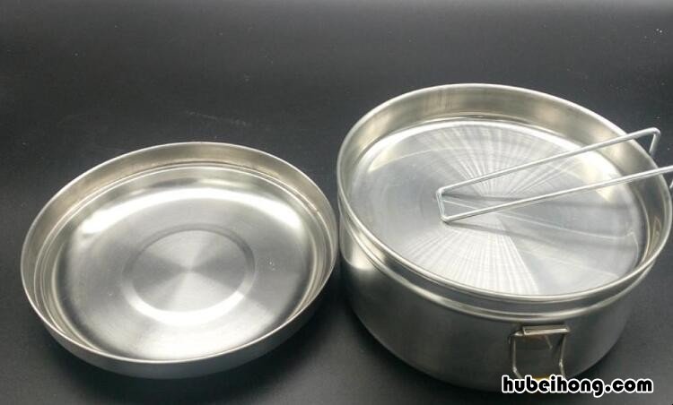 不锈钢饭盒微波炉可以加热吗 不锈钢电煎锅好用吗