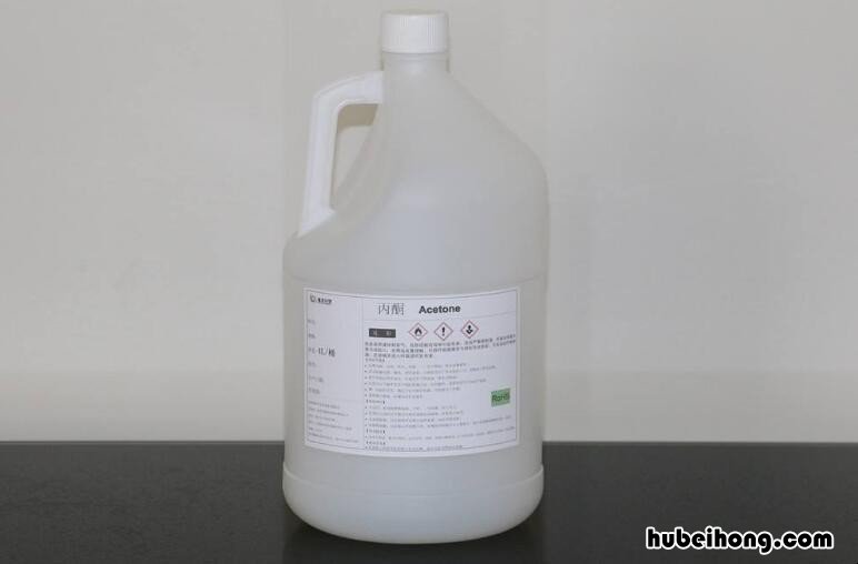 丙酮可以清洗胶水残留吗 丙酮可以清洗胶水残留吗