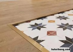地板瓷砖太丑想铺一下怎么办 地板砖太丑了补救